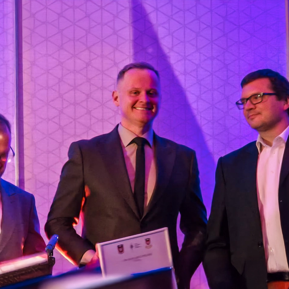 dr Tomasz Cwaliński z certyfikatem LAPCO Poland!