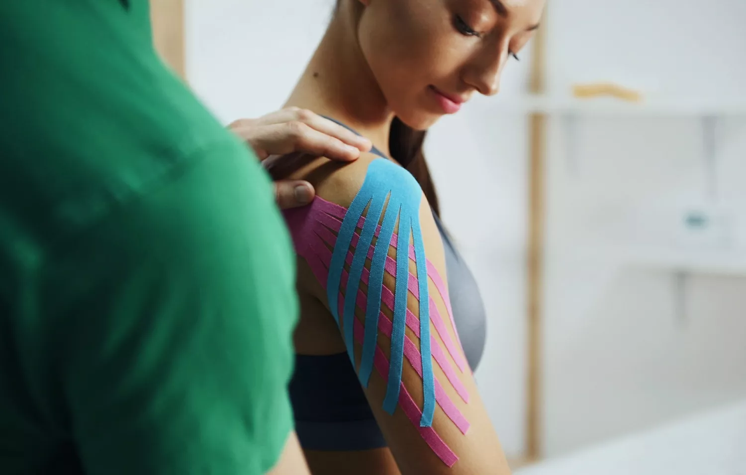 Kinesiotaping Gdańsk - Alfa Clinic Centrum Medyczne (Fizjoterapia)