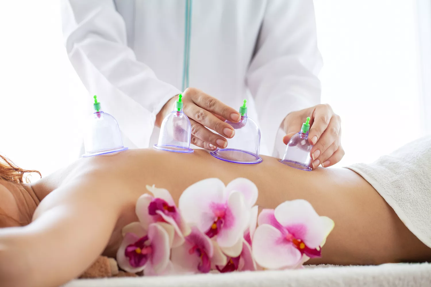 Masaż bańką chińską Gdańsk - Alfa Clinic Centrum Medyczne (Fizjoterapia)