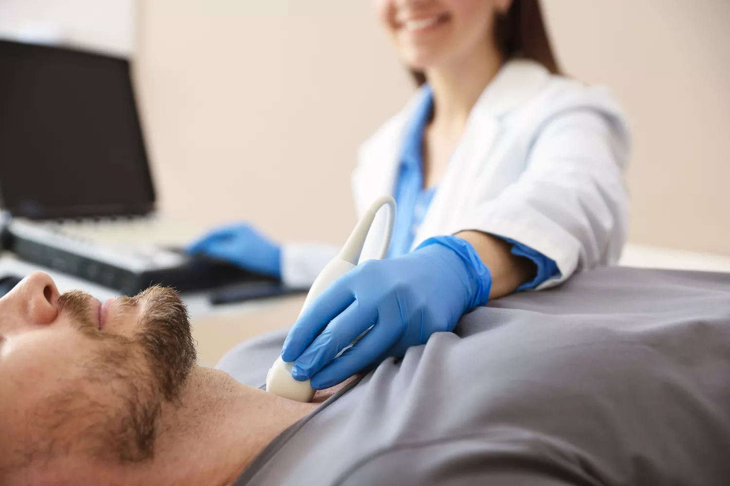 USG Tarczycy Gdańsk - Alfa Clinic Centrum Medyczne (Radiologia)